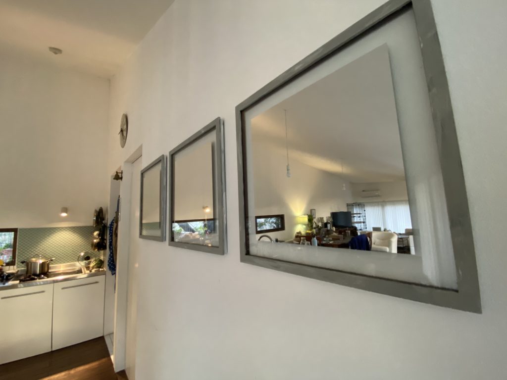 鏡を使ったインテリア