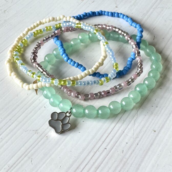 ビーズのアクセサリー