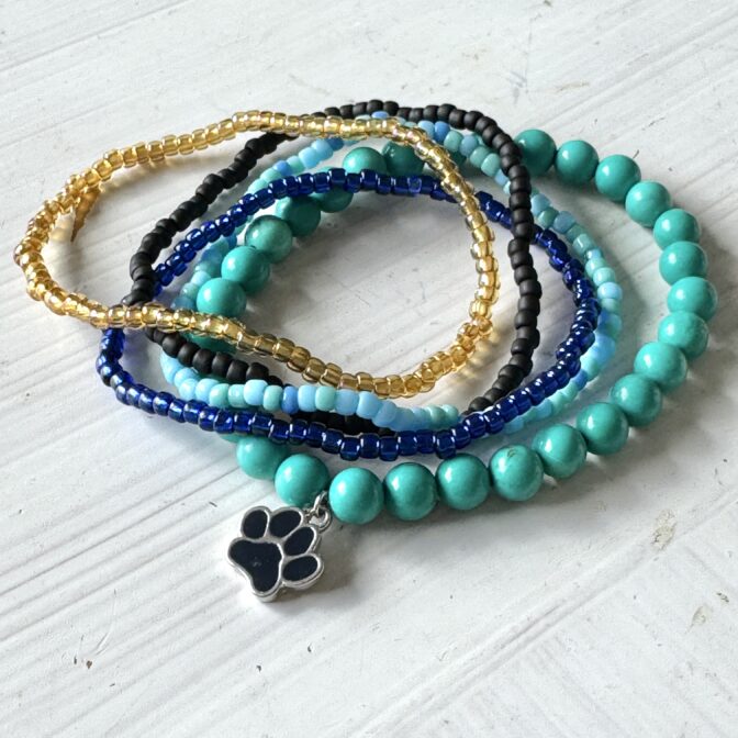 ビーズブレスレット