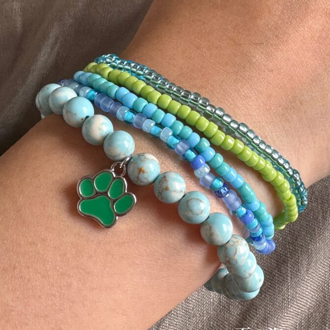 ビーズブレスレット