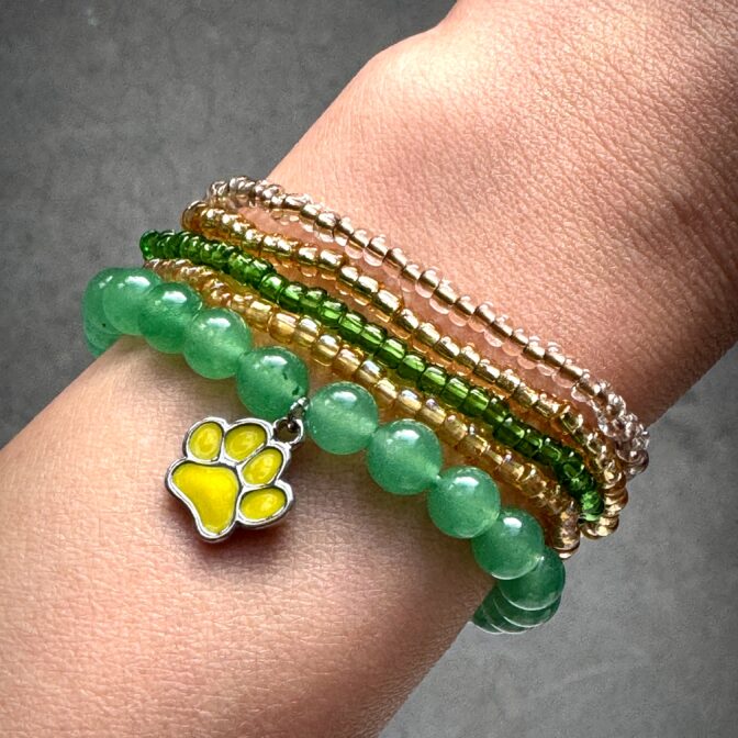 ビーズブレスレット